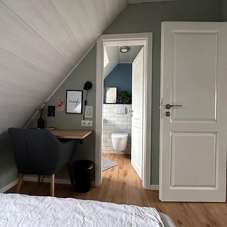 Stilvolles Gaestezimmer Mit Bad In Mechernich-Zentrum Bagian luar foto